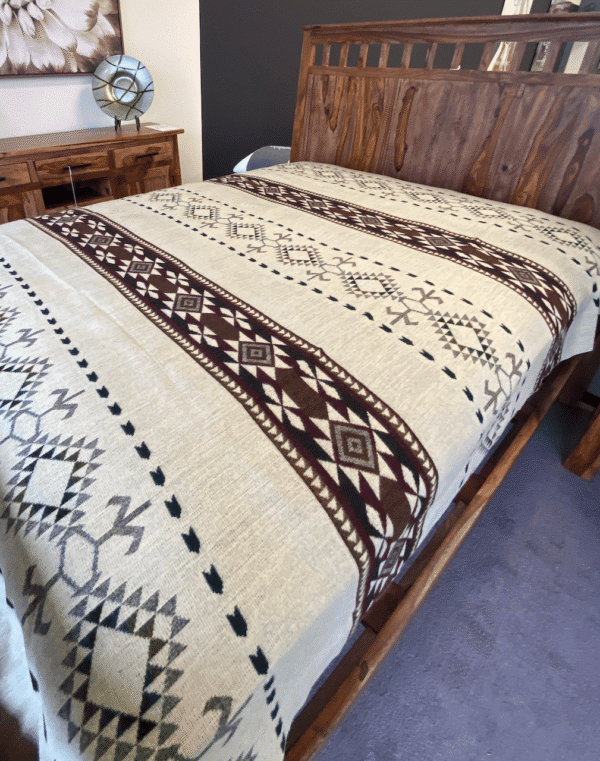 Southwestern Brown Queen Size Blanket Soft Rustic Cozy Woven Throw