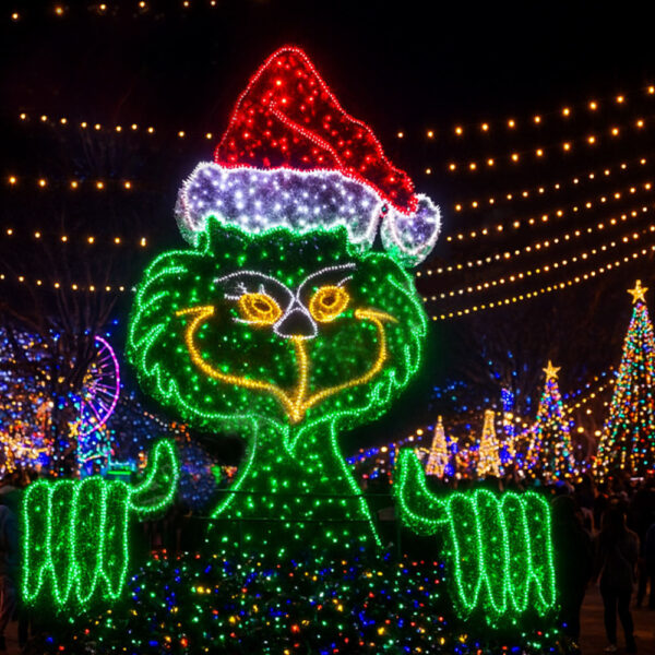 22 Grinch LED Christmas Yard Decoration – Large Animated Face