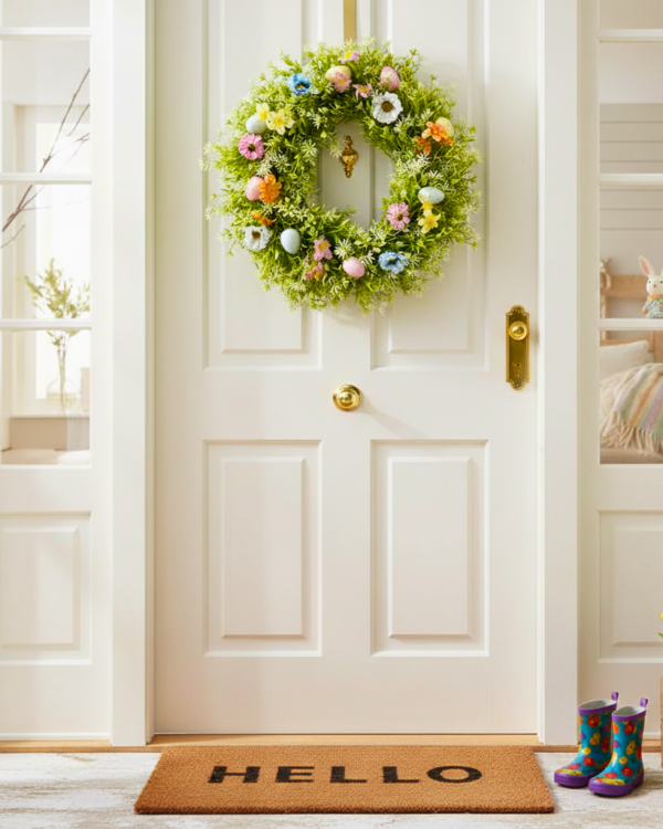 Decorative Easter Wreath Artificial Floral Wreath with Pastel Easter Eggs for Festive Window Displays